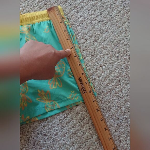 Maamgic Swim Trunks Boys pineapple size 5/6 - Picture 11 of 11